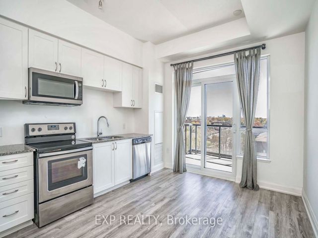 605 - 2800 Keele St