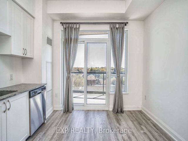 605 - 2800 Keele St