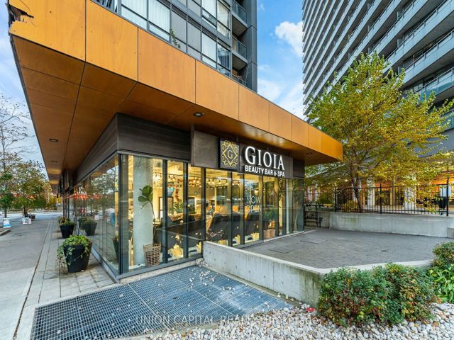 1801 - 38 Joe Shuster Way