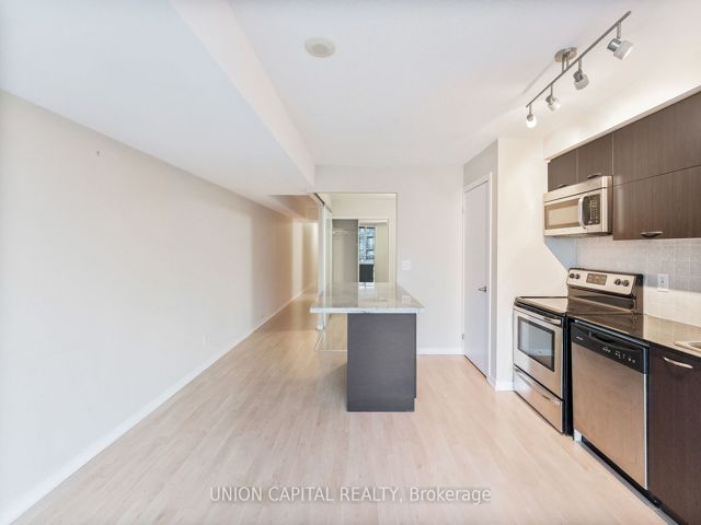 1801 - 38 Joe Shuster Way