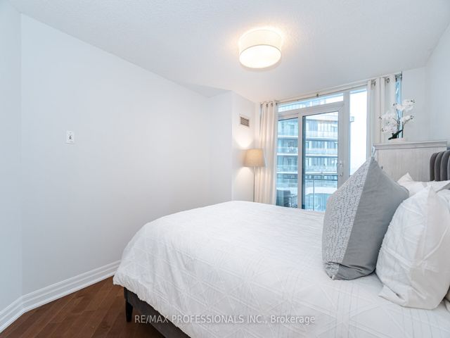 1506 - 2121 Lake Shore Blvd W