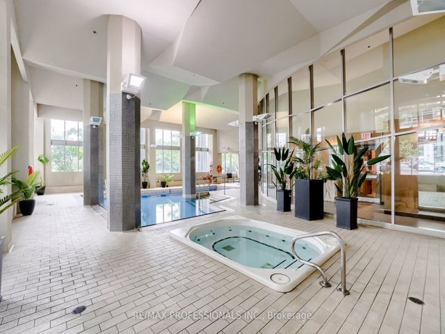 1506 - 2121 Lake Shore Blvd W