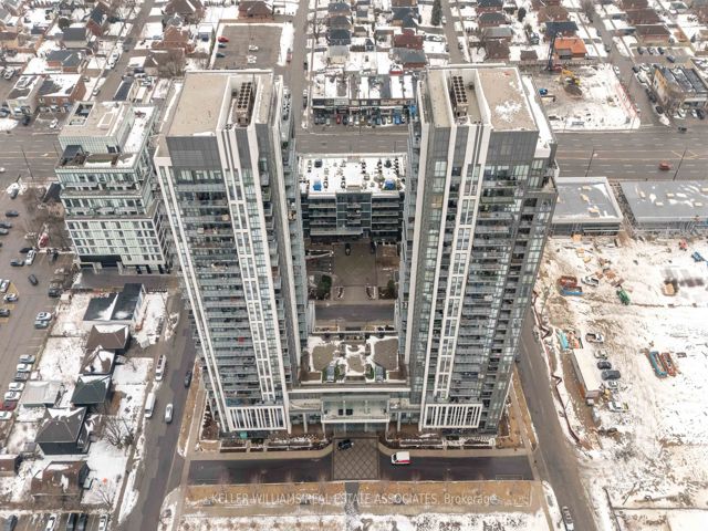 1608 - 17 Zorra St