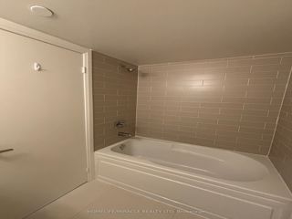 1808 - 1461 Lawrence Ave W