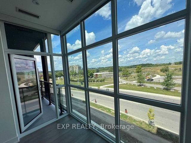 305 - 60 George Butchart Dr