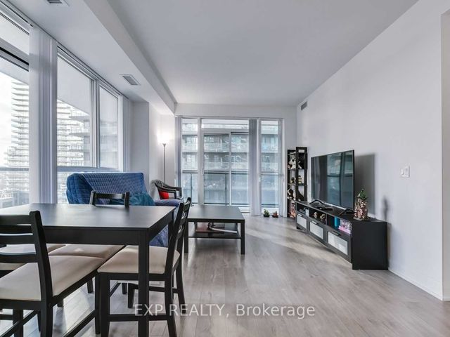 1009 - 110 Marine Parade Dr