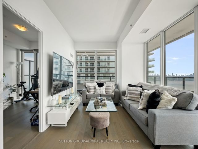 3815 - 30 Shore Breeze Dr