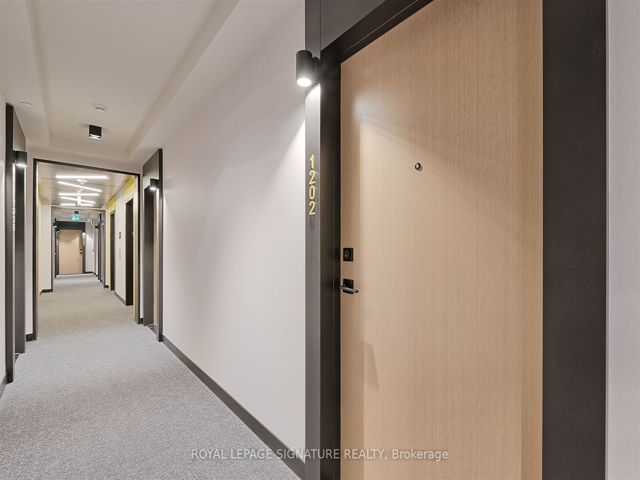 1202 - 36 Zorra St