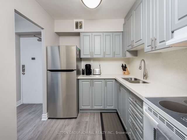 1908 - 330 Dixon Rd