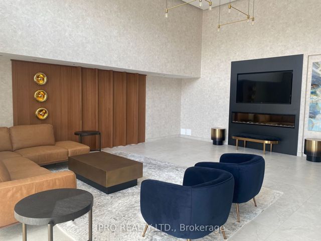 915 - 2300 St Clair Ave W