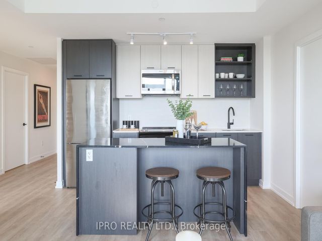 915 - 2300 St Clair Ave W