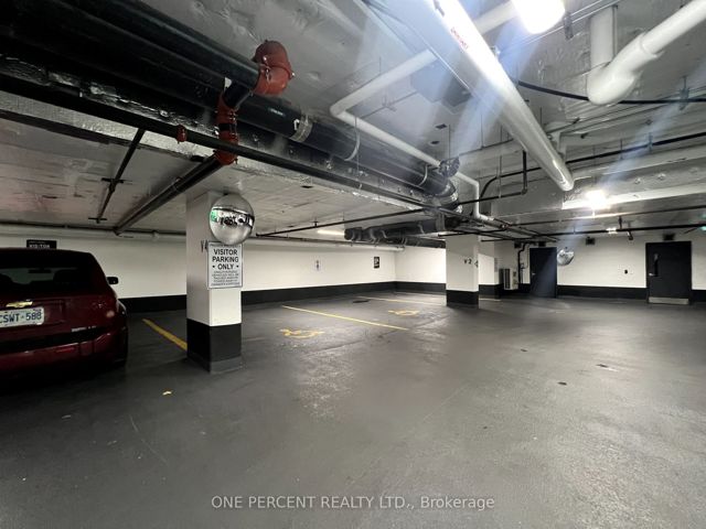527 - 7 Smith Cres