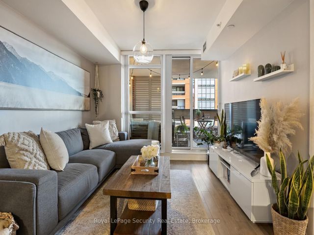 439 - 3091 Dufferin St