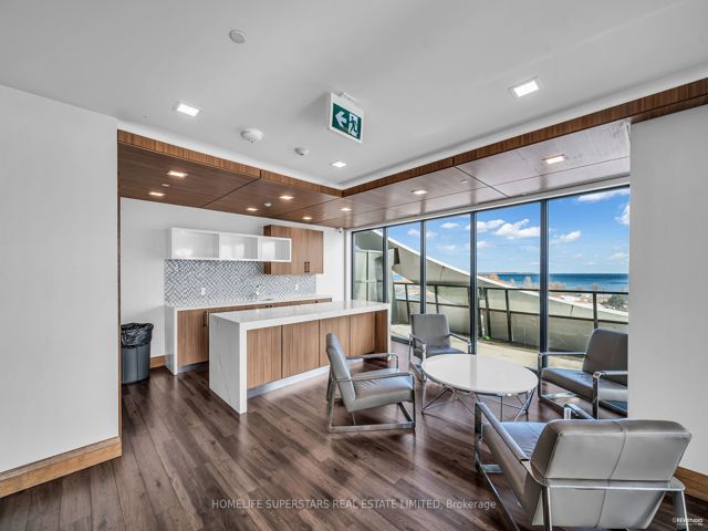 5910 - 30 Shore Breeze Dr