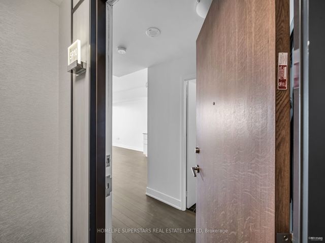 5910 - 30 Shore Breeze Dr