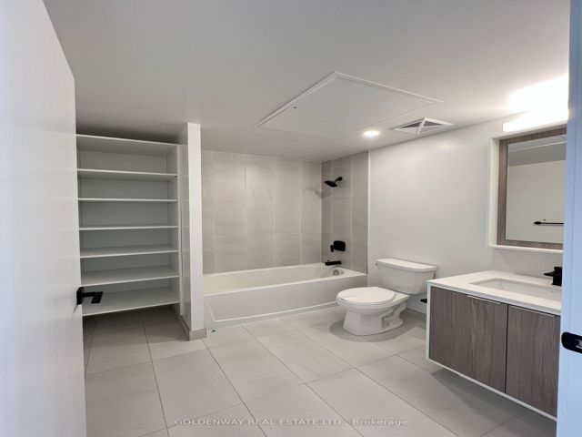 1901 - 36 Zorra St