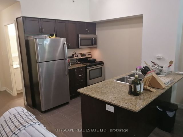 l03 - 816 Lansdowne Ave