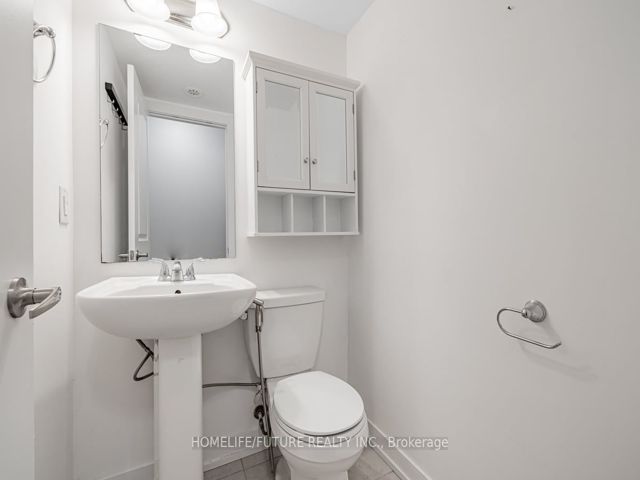 202 - 2355 Sheppard Ave W