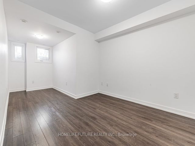 202 - 2355 Sheppard Ave W