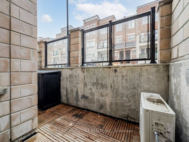 202 - 2355 Sheppard Ave W