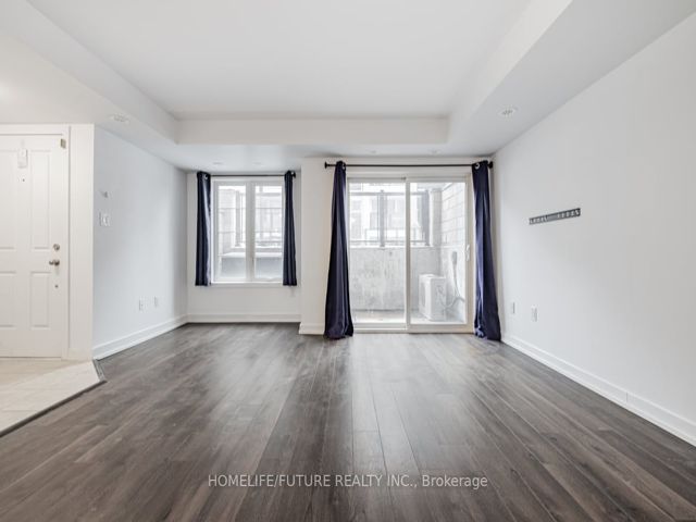 202 - 2355 Sheppard Ave W