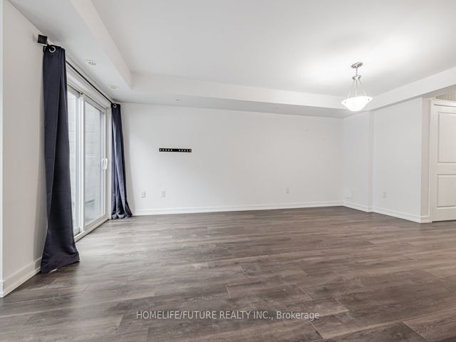 202 - 2355 Sheppard Ave W