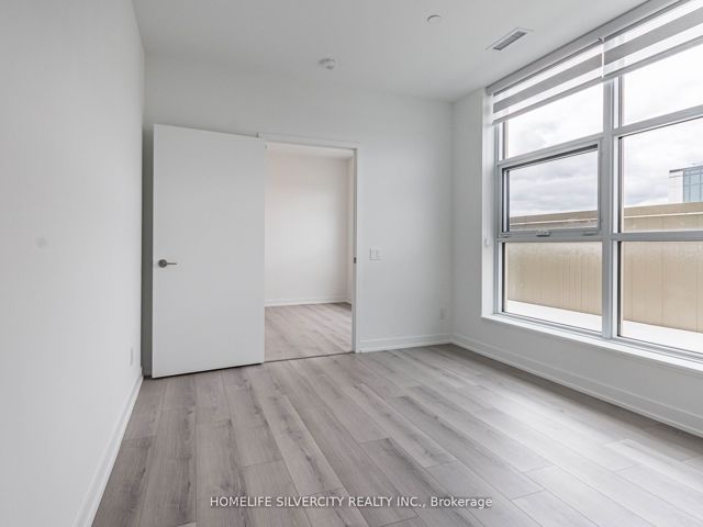 1007 - 1787 St. Clair Ave W
