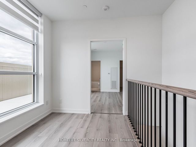 1007 - 1787 St. Clair Ave W