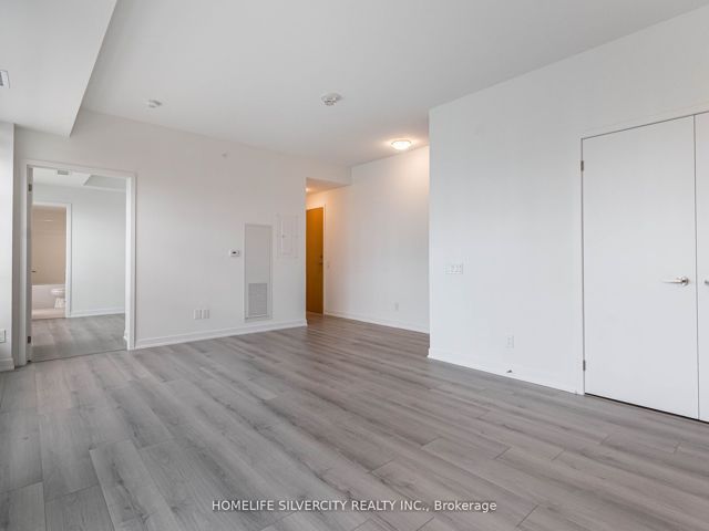 1007 - 1787 St. Clair Ave W