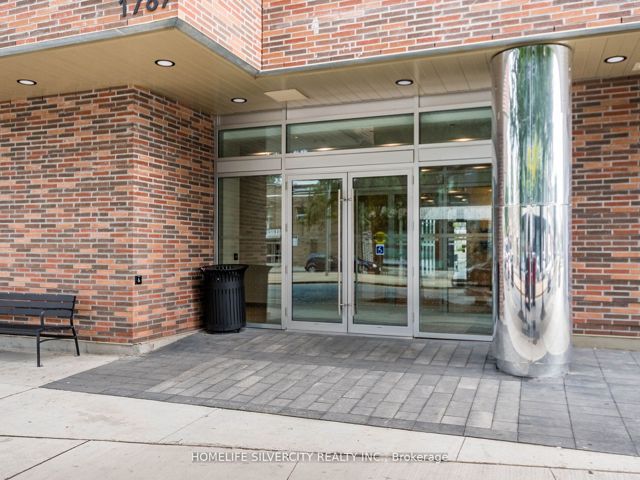 1007 - 1787 St. Clair Ave W