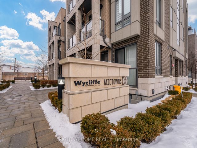 52 - 719 Lawrence Ave W