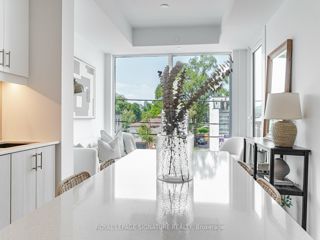 204 - 1195 The Queensway