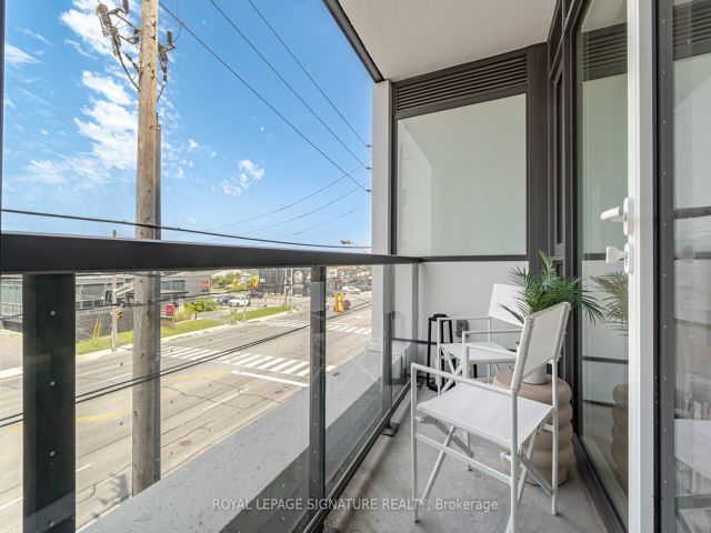 204 - 1195 The Queensway