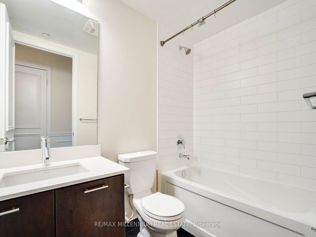 308 - 2212 Lake Shore Blvd W