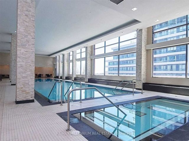 308 - 2212 Lake Shore Blvd W