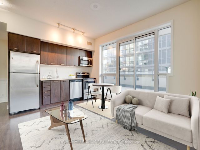 308 - 2212 Lake Shore Blvd W