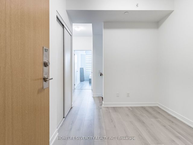 107 - 117 Ford St S