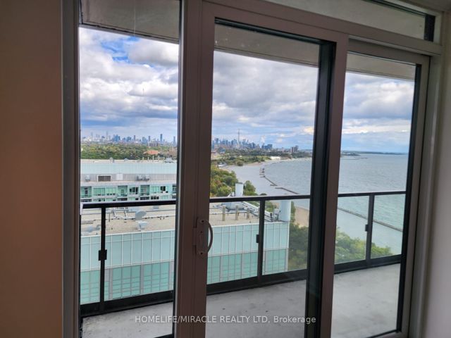 2805 - 1926 Lakeshore Blvd