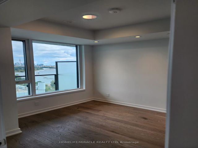 2805 - 1926 Lakeshore Blvd