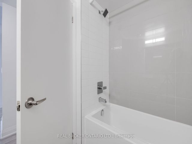 2010 - 30 Gibbs Rd