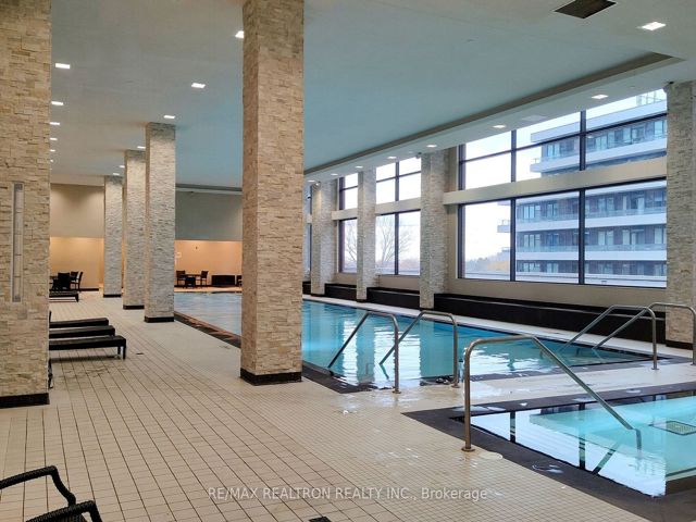 713 - 2212 Lakeshore Blvd W