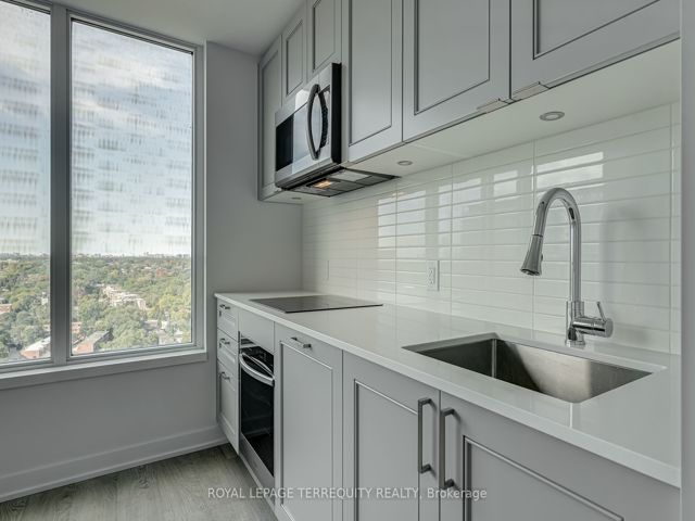 2716 - 1926 Lake Shore Blvd