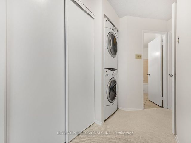 PH10 - 41 Markbrooke Lane
