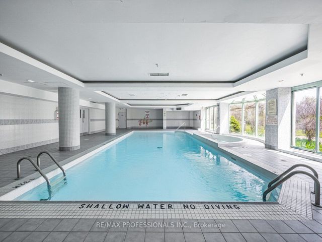 PH10 - 41 Markbrooke Lane