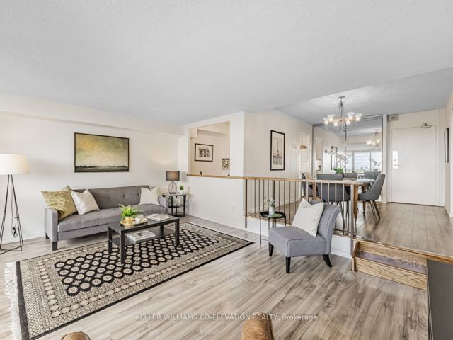 1506 - 260 Scarlett Rd