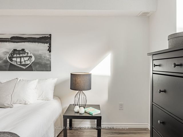 1506 - 260 Scarlett Rd