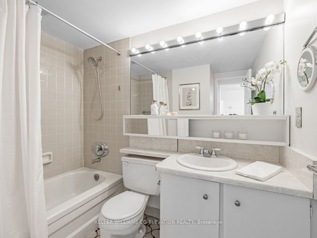 1506 - 260 Scarlett Rd