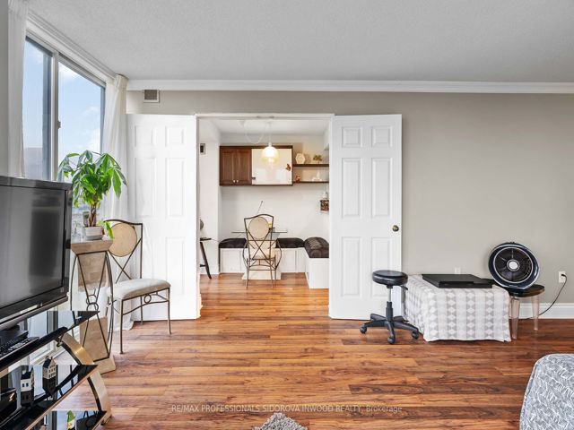 1202 - 600 Rexdale Blvd