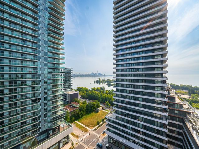 1316 - 30 Shore Breeze Dr