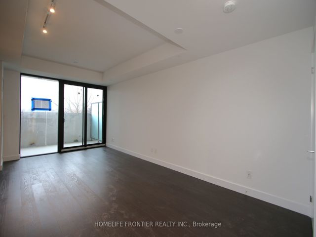 416 - 160 Kingsway Cres